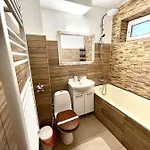 Apartament Intrare Satul De Vacanta